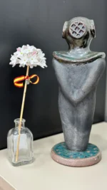 Biznaga grande de porcelana de la Virgen del Carmen de los Submarinistas - Imagen 2