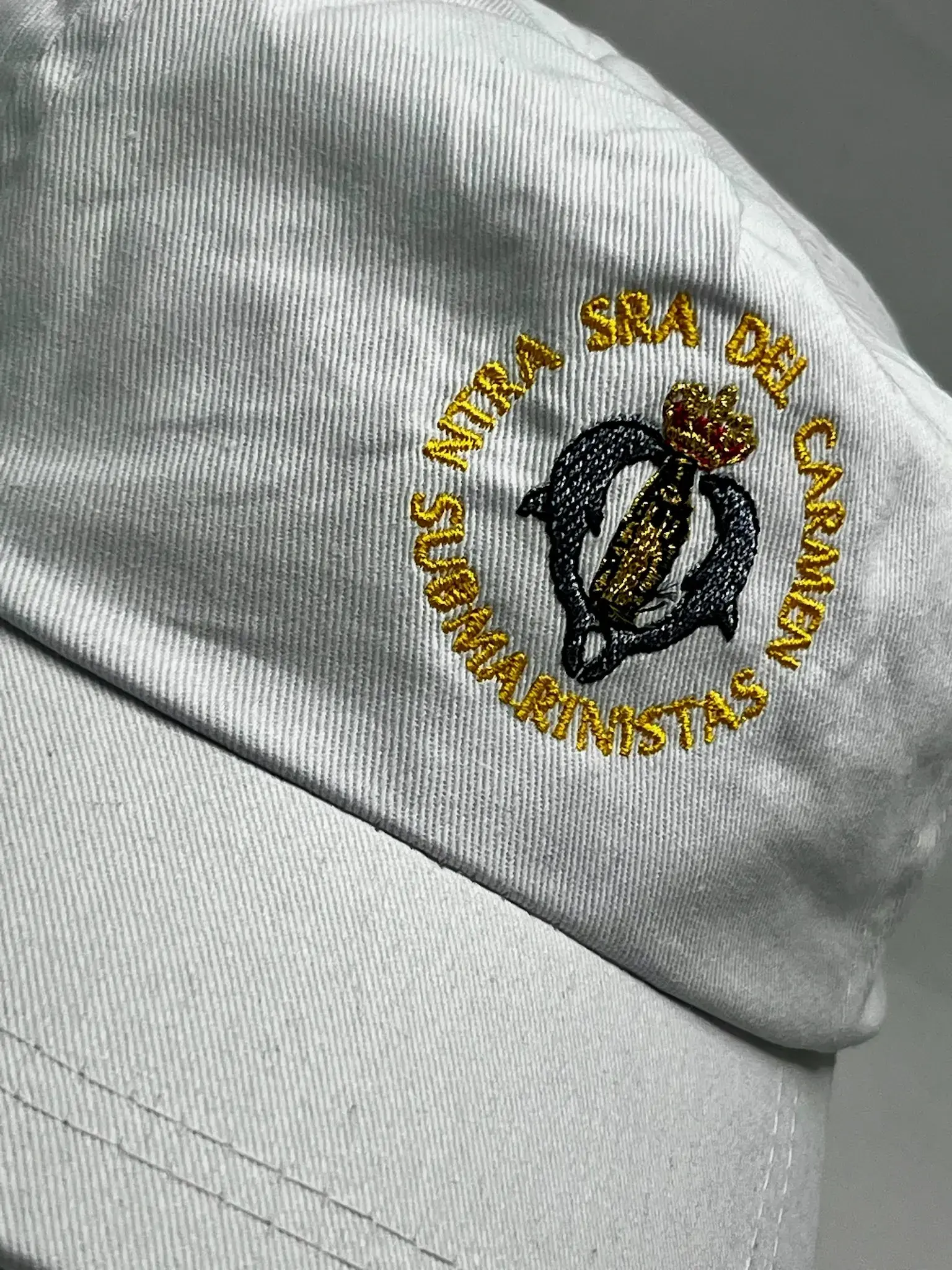 6f58ab25-cea9-4262-9c39-1bd20908e389 Gorra infantil bordada de Ntra. Sra. del Carmen de los Submarinistas - Imagen 1